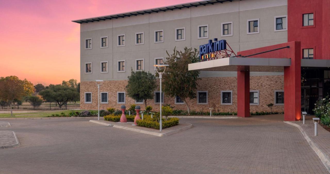 Park Inn By Radisson Polokwane Exterior photo